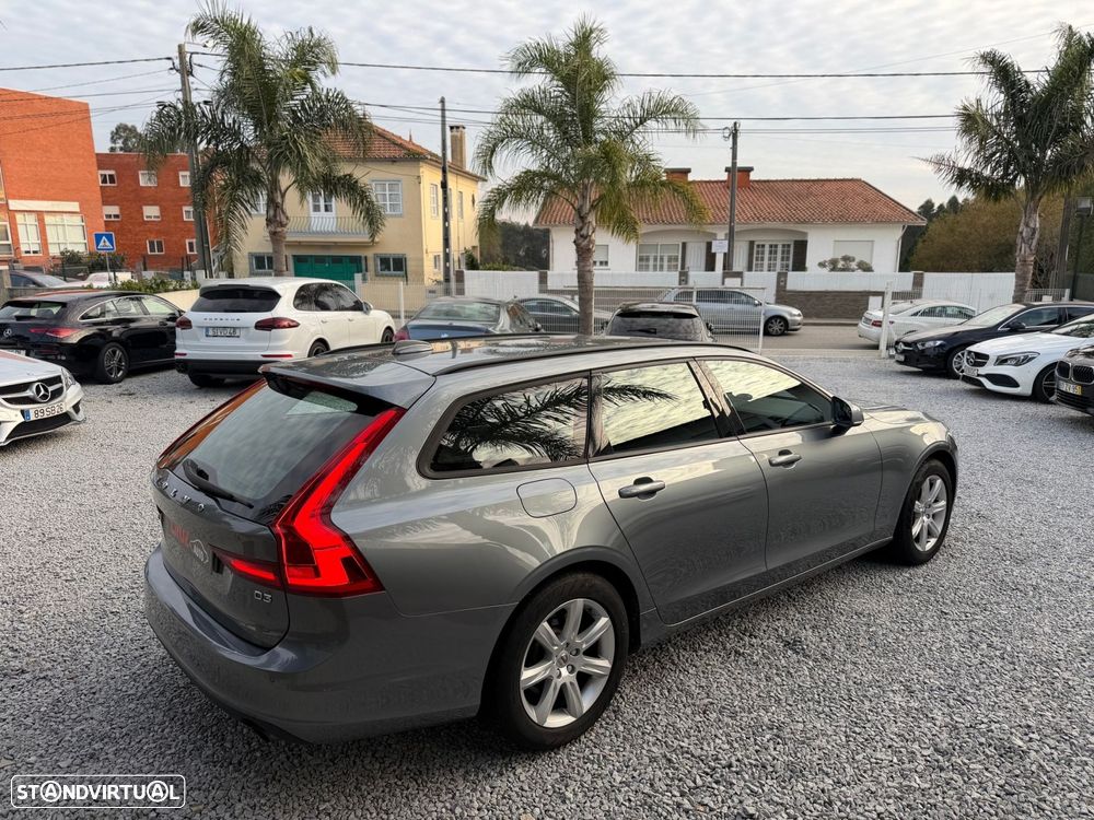 Volvo V90 2.0 D4 Momentum Geartronic - 25