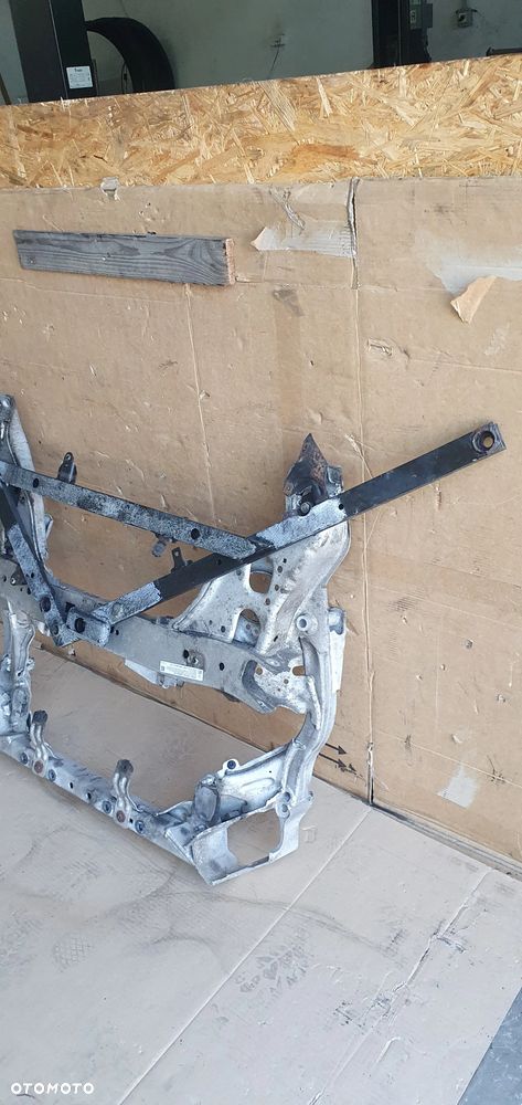 Wózek sanki zawieszenie przód przednie BMW X1 E84 2.0D - 2