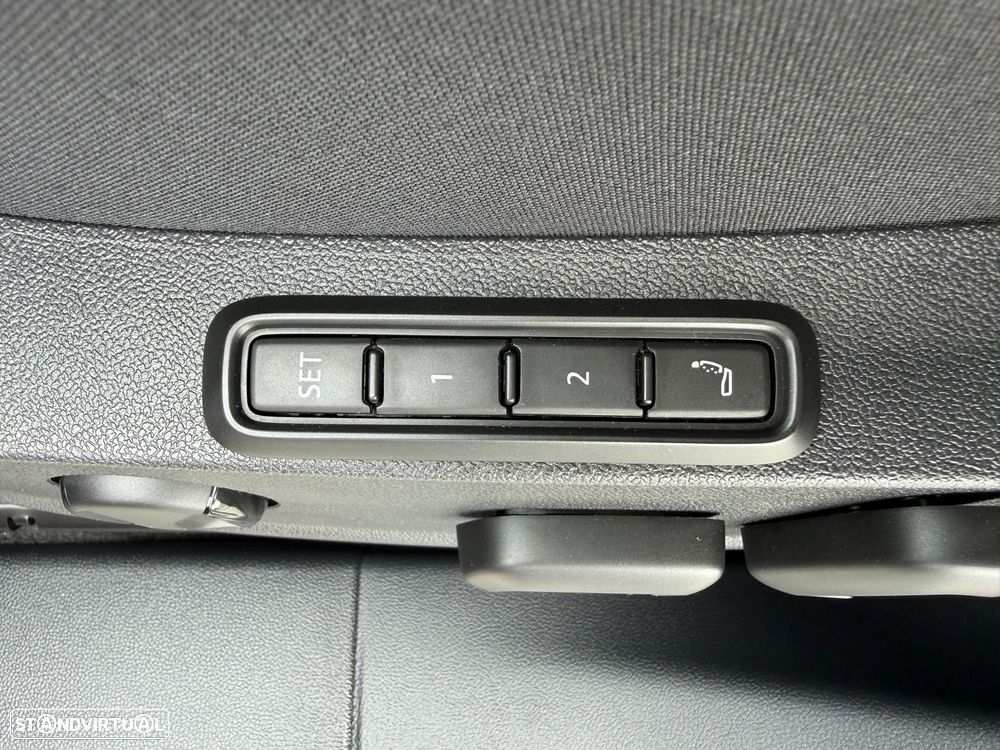 Ford Explorer - 21
