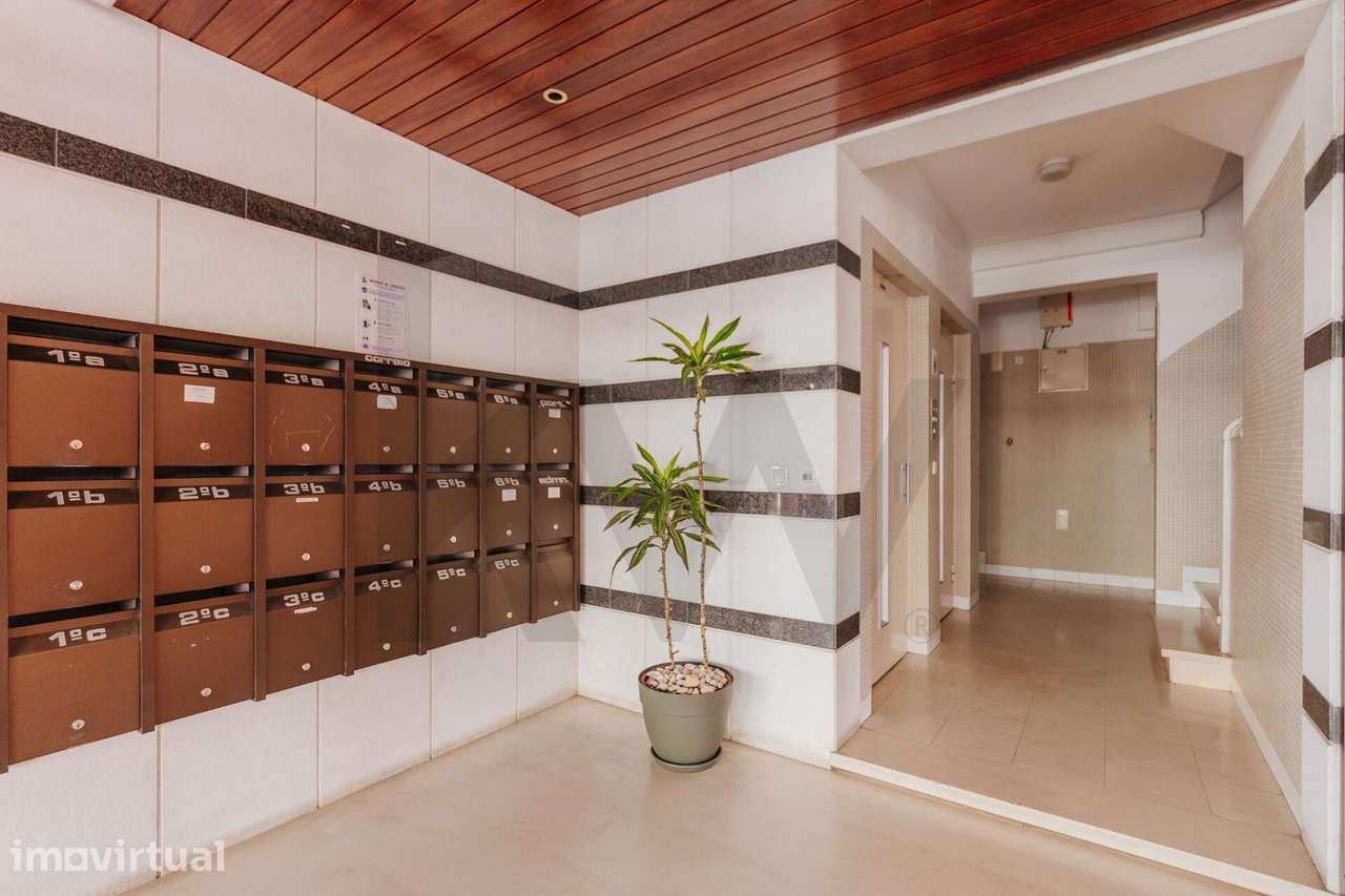 Apartamento T1 para arrendamento no Paço do Lumiar, junto a Telheiras - Grande imagem: 2/21