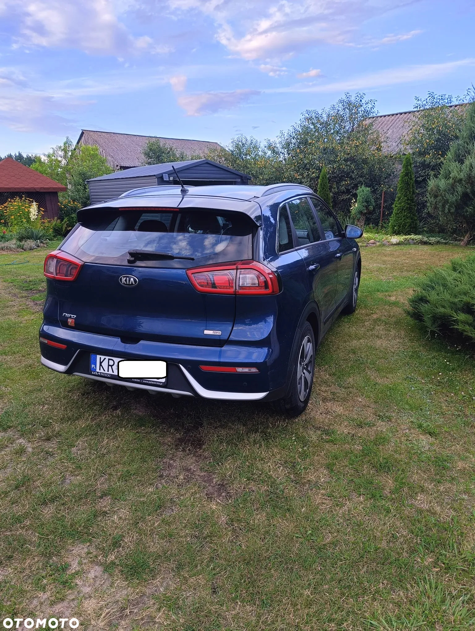 Kia Niro 1.6 GDI Hybrid M - 2