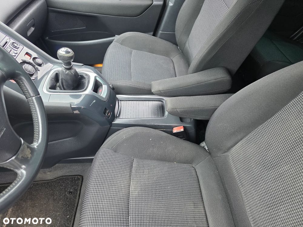 Peugeot 5008 155 THP Premium - 32