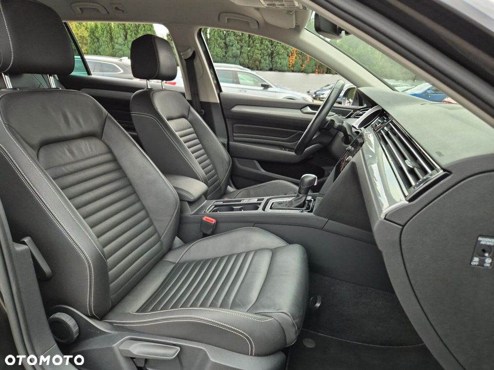 Volkswagen Passat 2.0 TDI Business DSG - 13