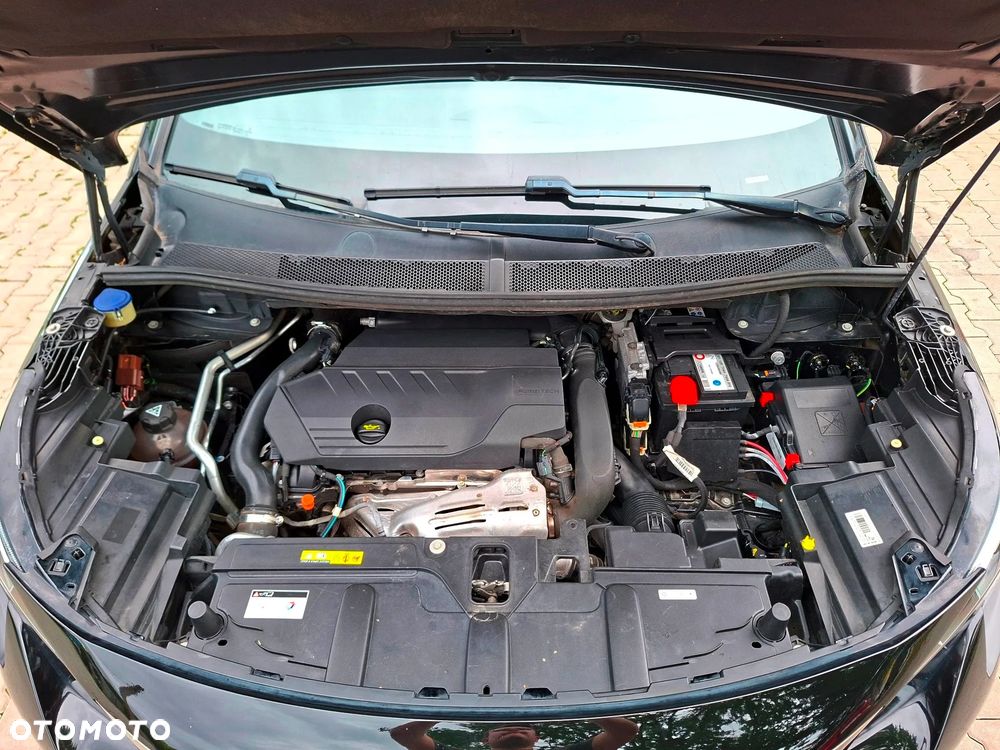 Peugeot 3008 1.6 PureTech GPF GT Line S&S EAT8 - 18