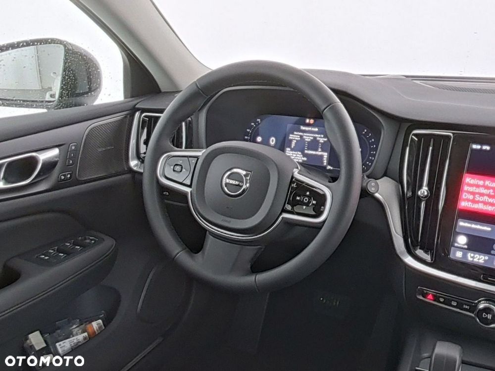Volvo V60 B4 B DKG Plus Dark - 14