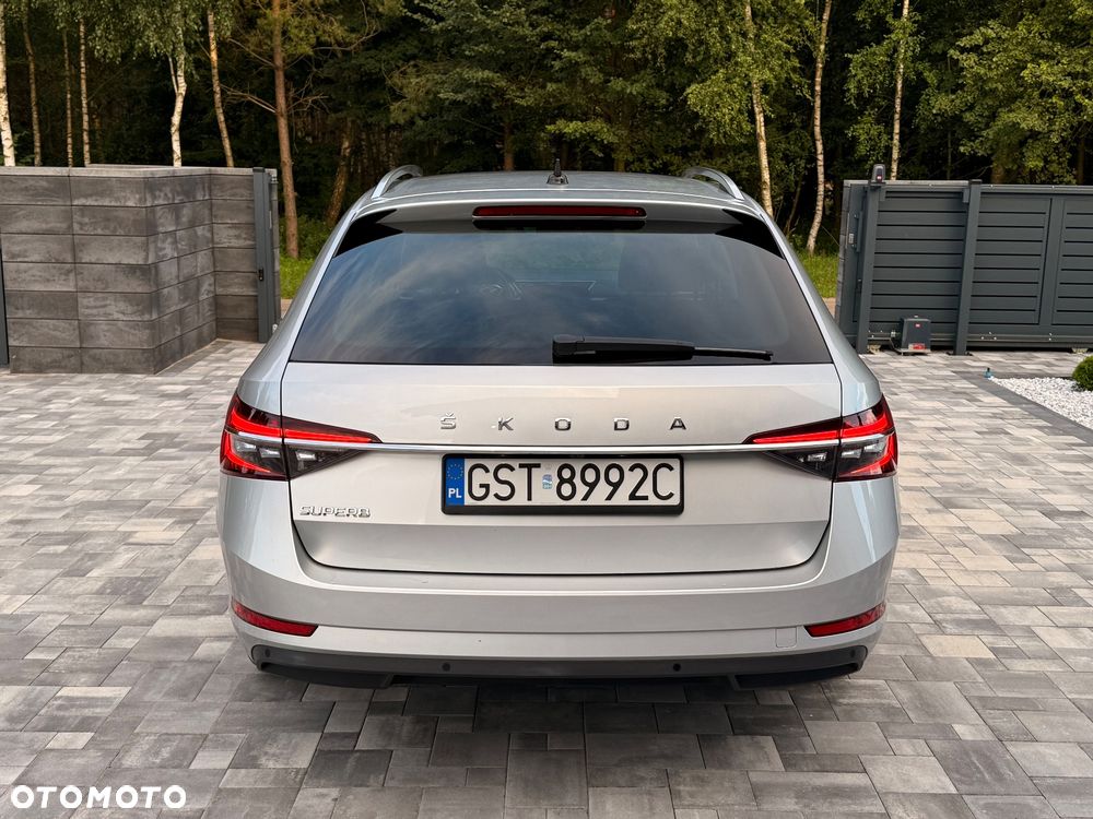 Skoda Superb 2.0 TDI SCR Style DSG - 22