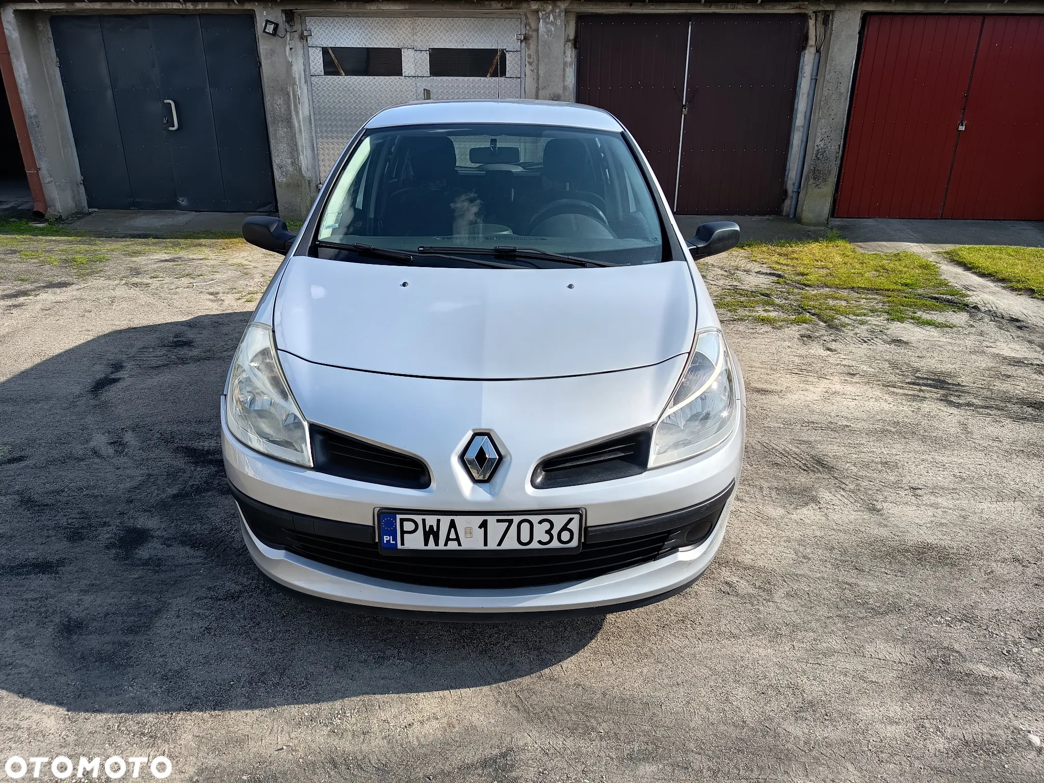 Renault Clio - 8
