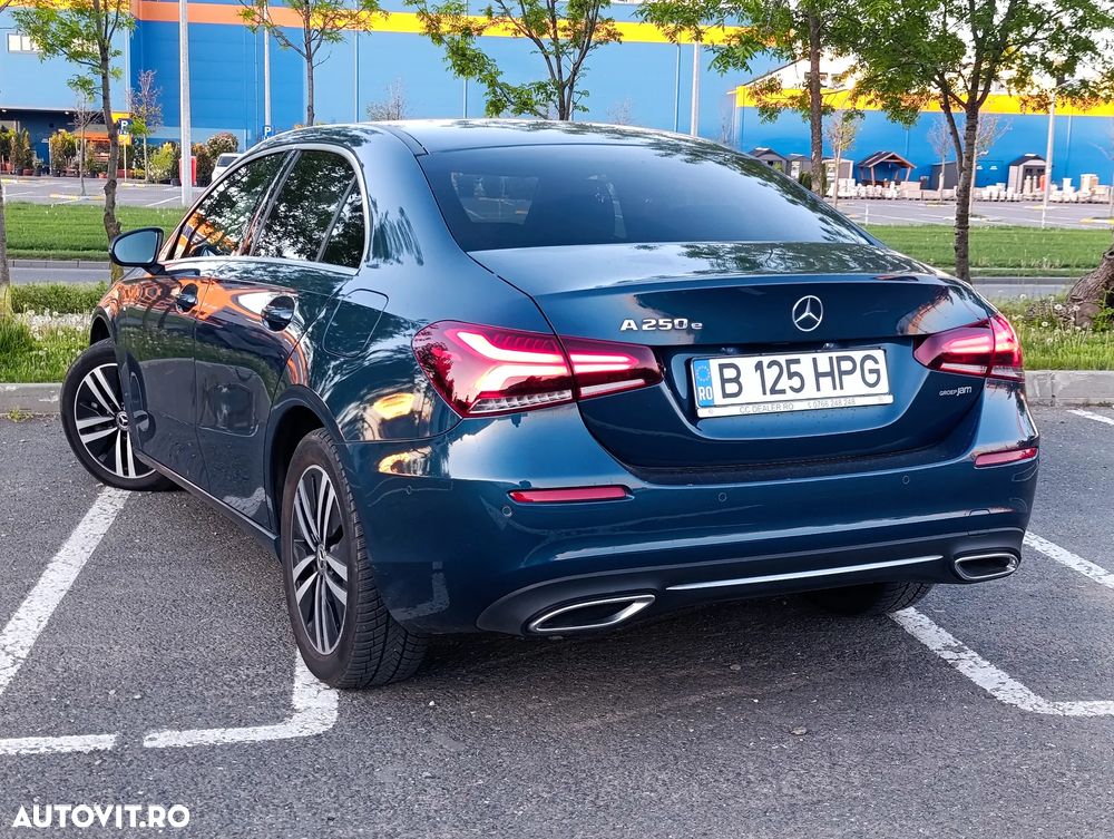 Mercedes-Benz A 250 e Aut. - 3