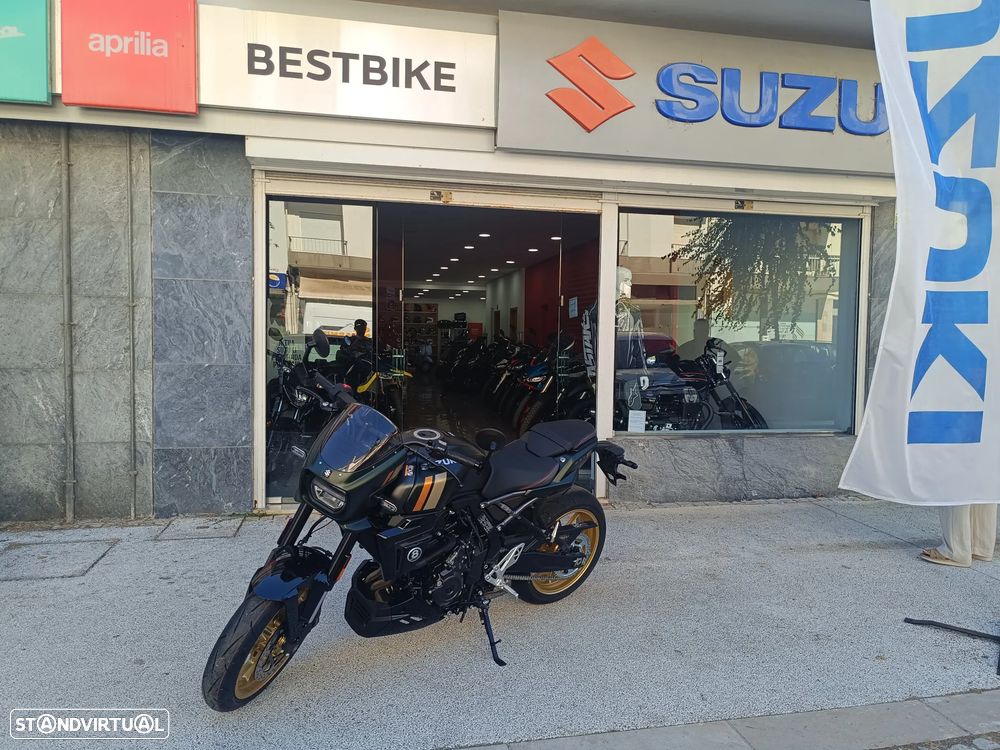 Suzuki GSX 8 TT desde 142€ mês - 9