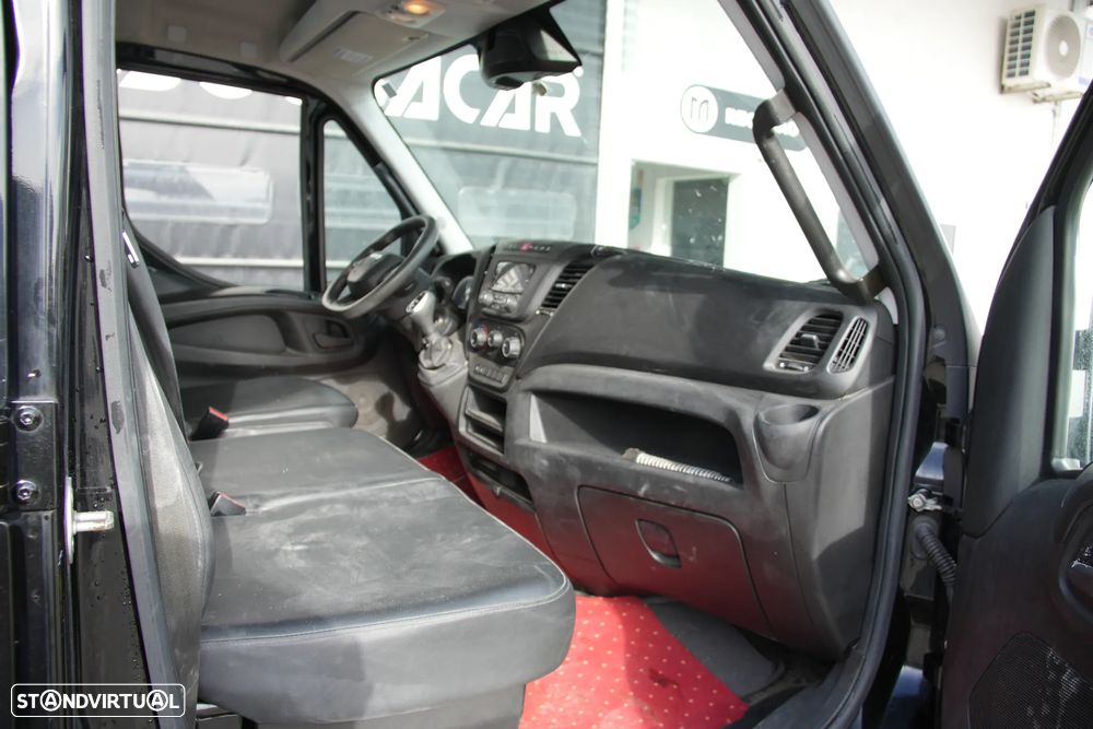 Iveco Daily Automática 7Lugares 2.3td HI-Matic 160cv 35-160 - 8