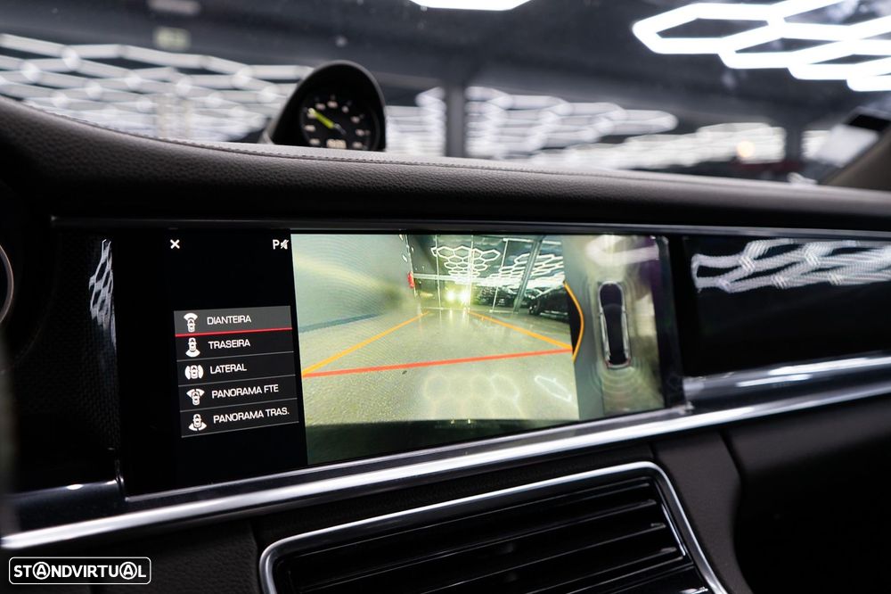 Porsche Panamera Sport Turismo 4 E-Hybrid - 55