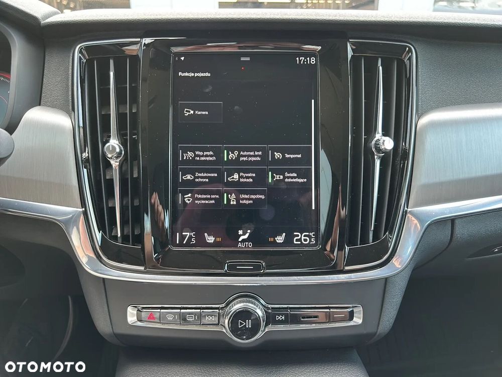 Volvo S90 D4 SCR Momentum Pro - 34