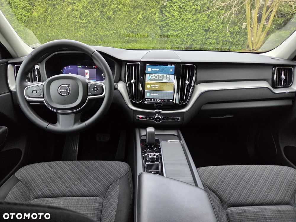 Volvo XC 60 B4 D Geartronic Momentum Pro - 23