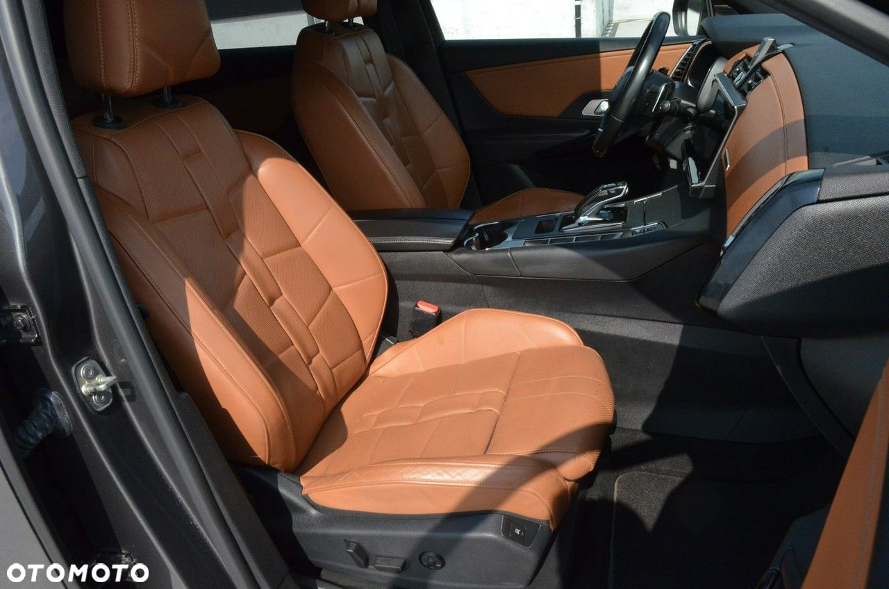 DS Automobiles DS 7 Crossback - 36