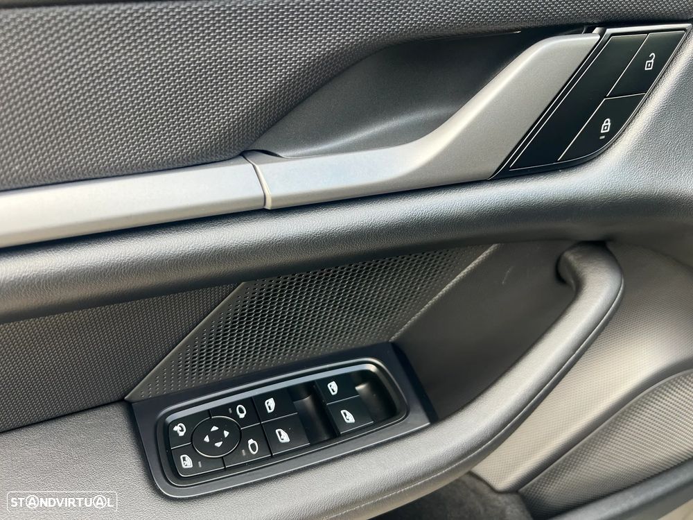 Porsche Taycan Bateria Performance Plus - 16