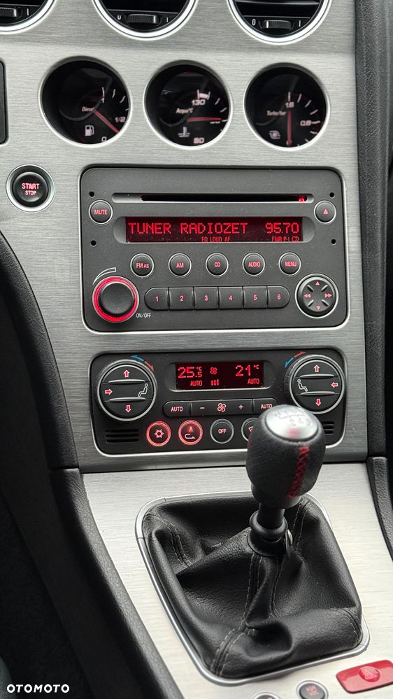 Alfa Romeo 159 1.9 JTDM 16V DPF ti - 24