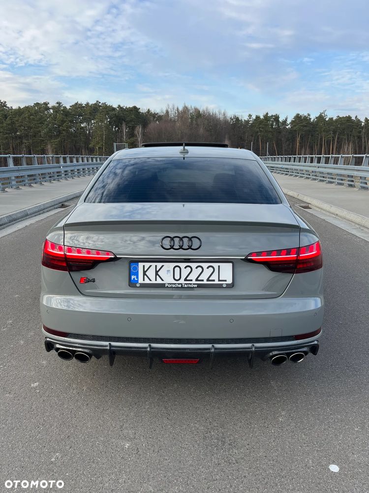 Audi S4 Limousine - 16