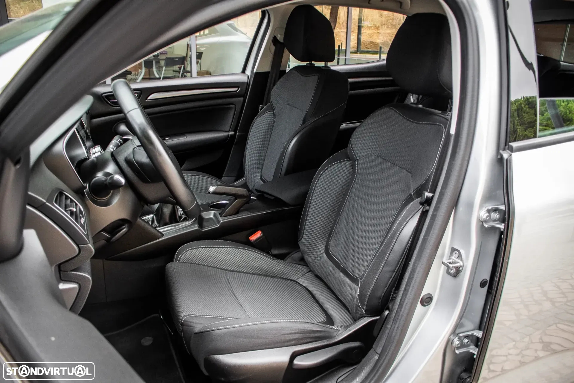 Renault Mégane 1.5 Blue dCi Equilibre - 29