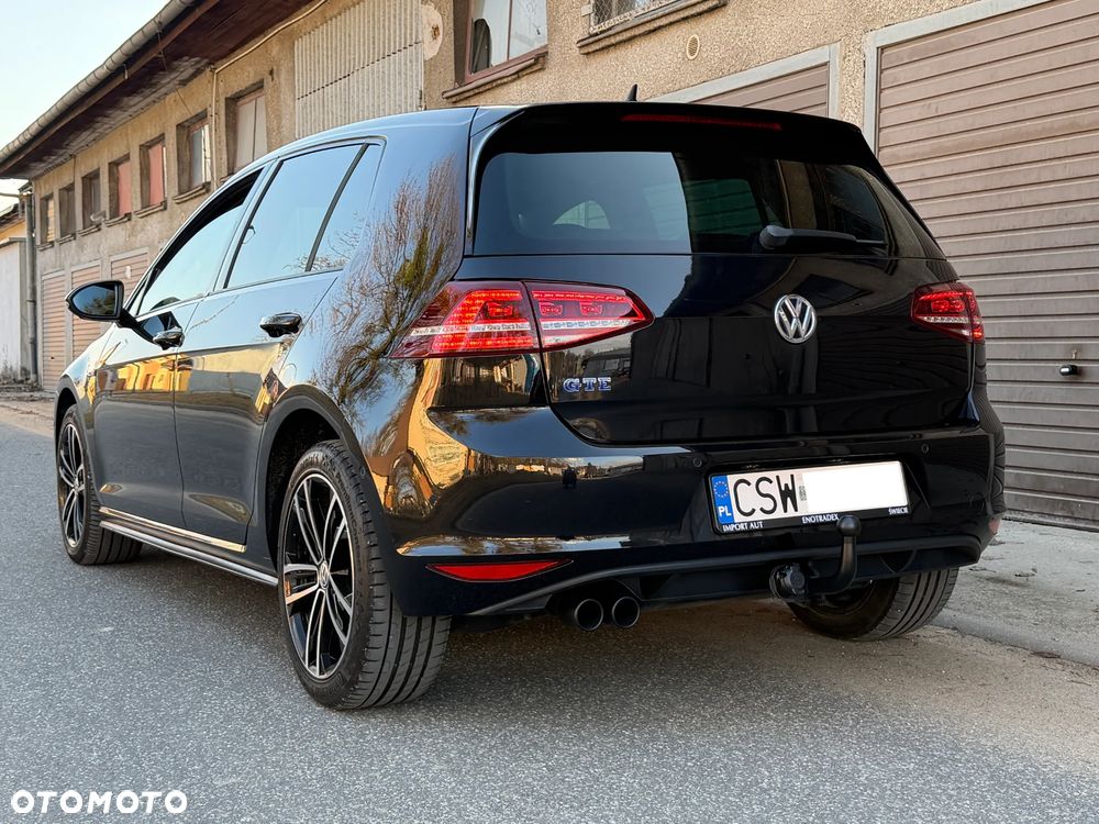Volkswagen Golf - 3