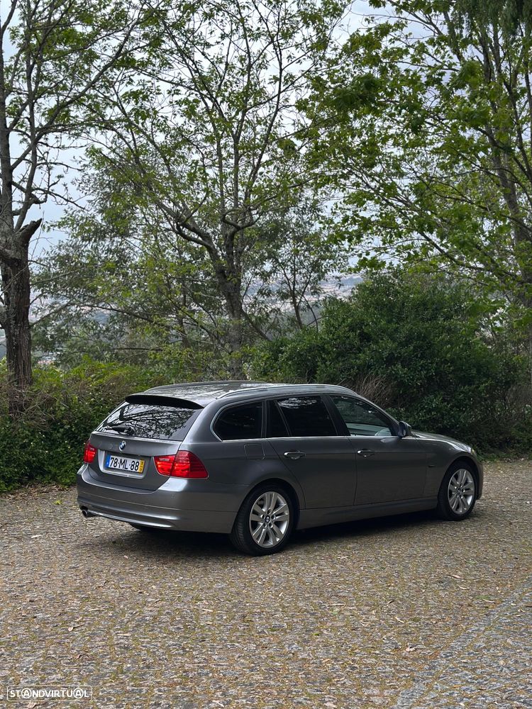 BMW 320 d xDrive Line Sport - 3