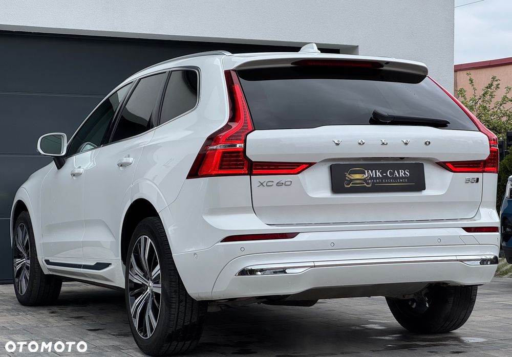 Volvo XC 60 B5 B AWD Plus Bright - 13