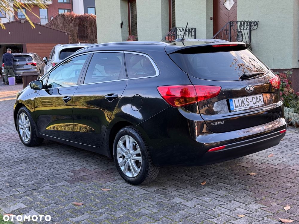 Kia Ceed - 3