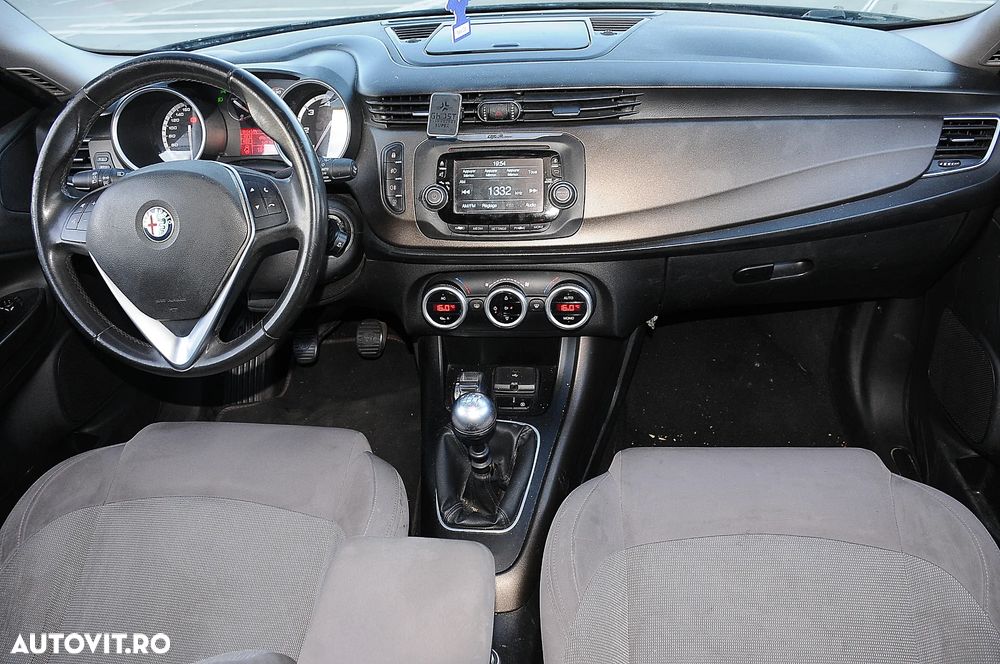 Alfa Romeo Giulietta 1.6 JTDM 16V - 7