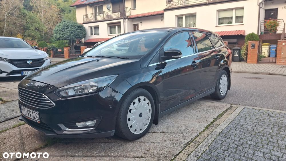 Ford Focus - 25