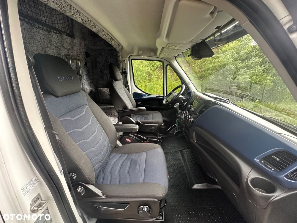 Iveco 35S15 - 11