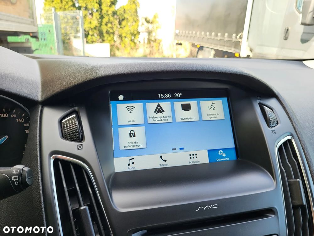 Ford Focus 1.0 EcoBoost Trend Edition Business - 24