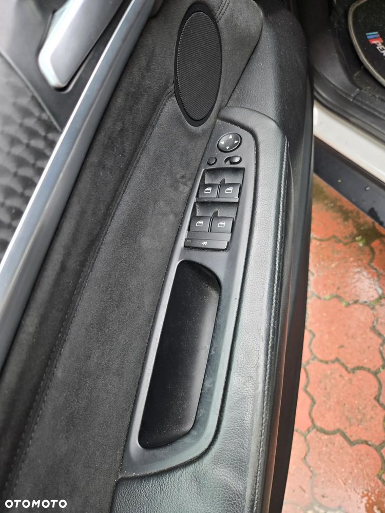 BMW X6 50i xDrive - 15