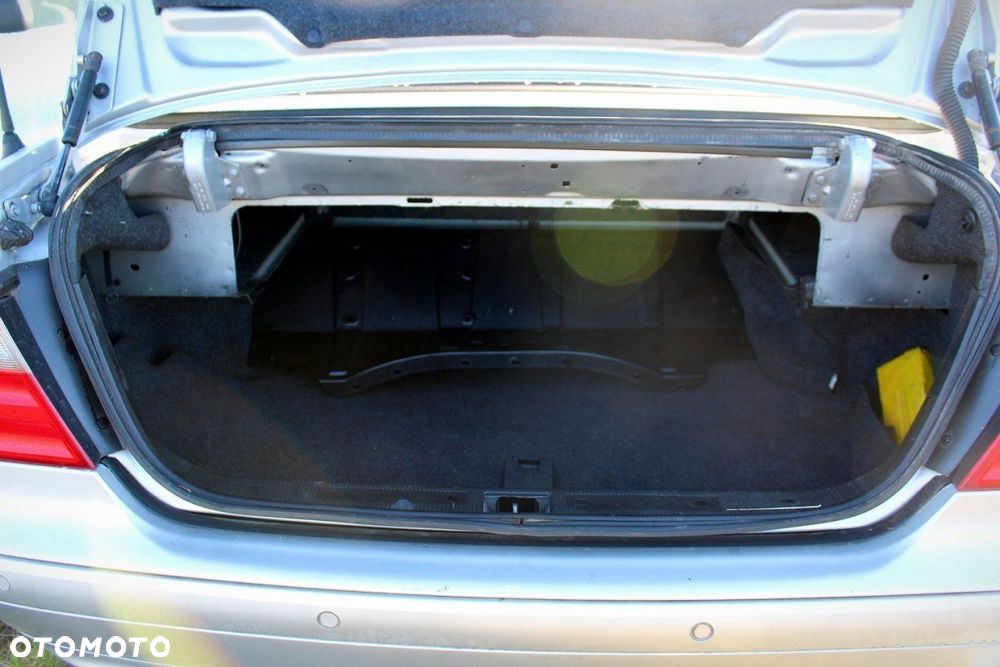 Mercedes CLK W208 1999 2.0i 111945 Cabrio (MASKA, ZDERZAK, LAMPA, BŁOTNIK, DRZWI, SZYBA, FOTEL) - 9