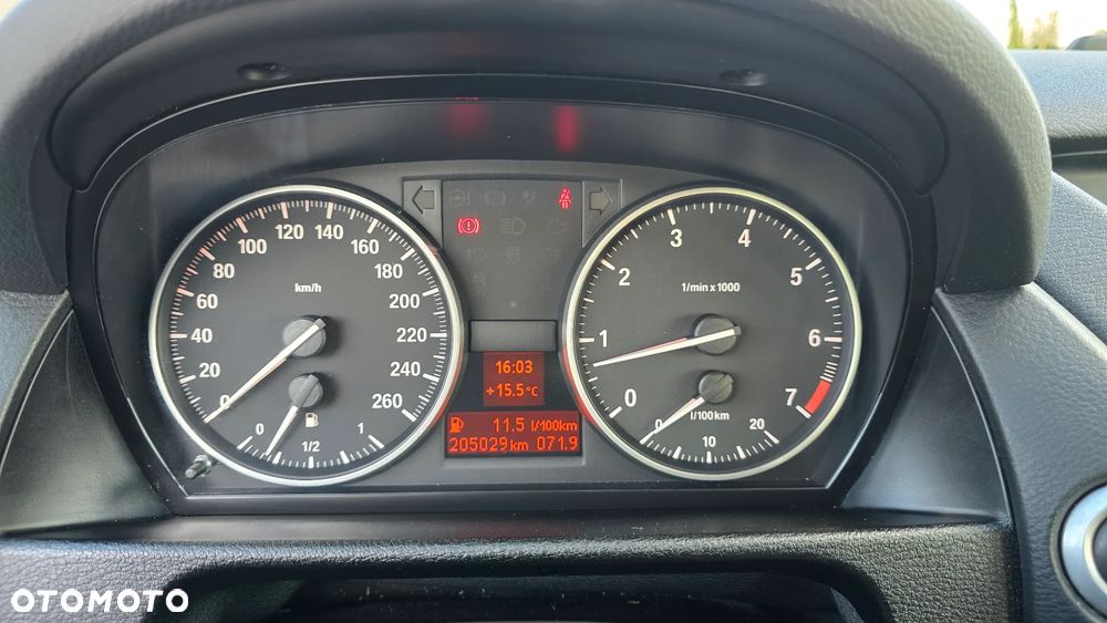 BMW X1 sDrive18i xLine - 14