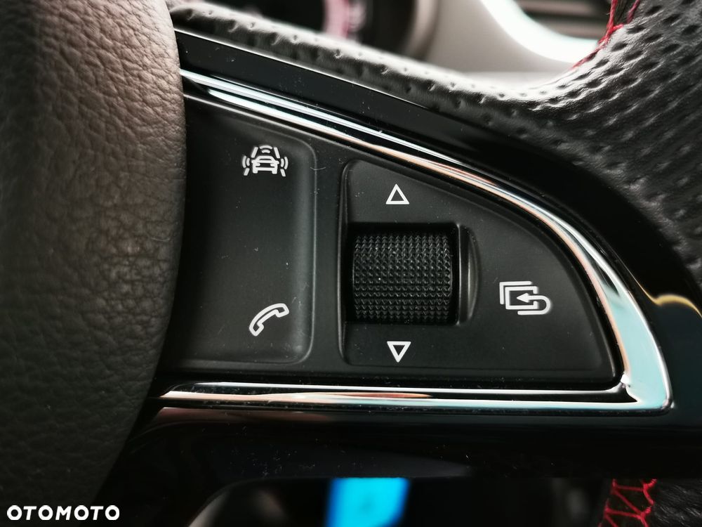 Skoda Octavia 2.0 TSI RS 230 - 19