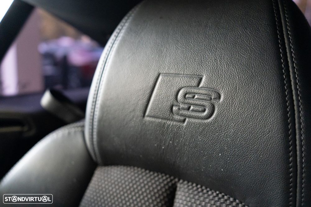 Audi TT Coupé 2.0 TDI S-line - 9