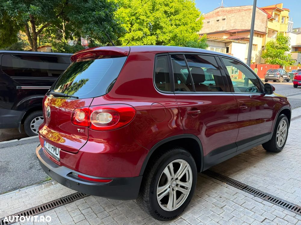 Volkswagen Tiguan - 4
