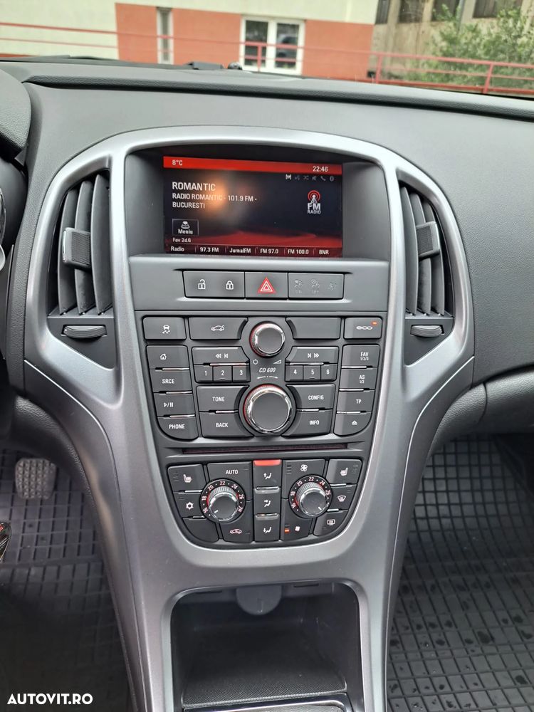 Opel Astra 1.4 Turbo ECOTEC Enjoy - 12