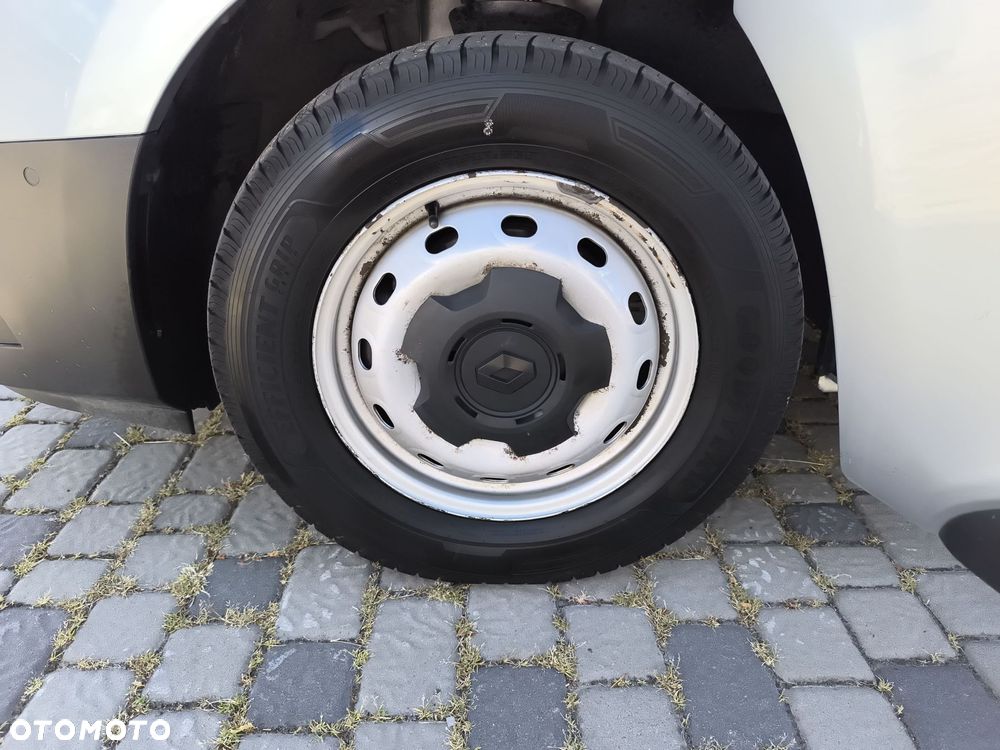 Renault trafic - 18