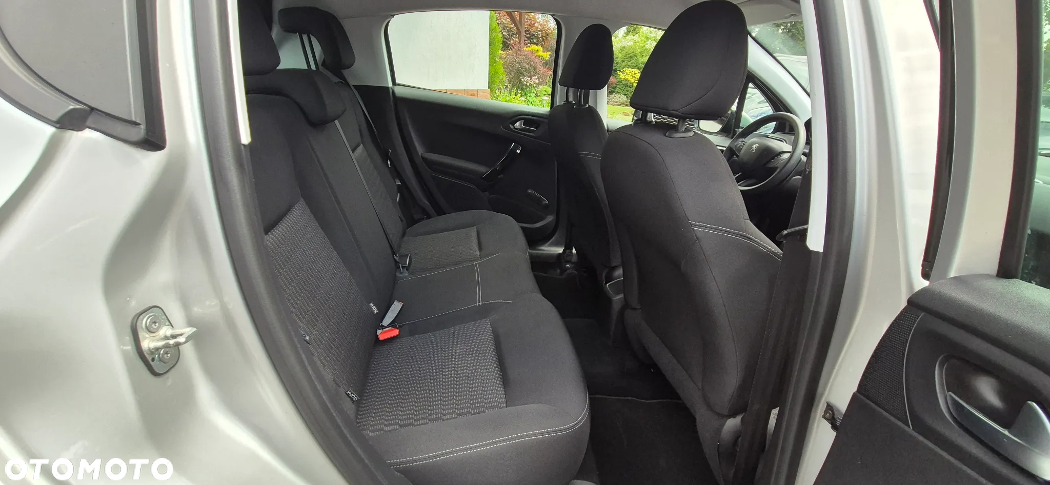 Peugeot 208 PureTech 82 Start & Stop Tech Edition - 25