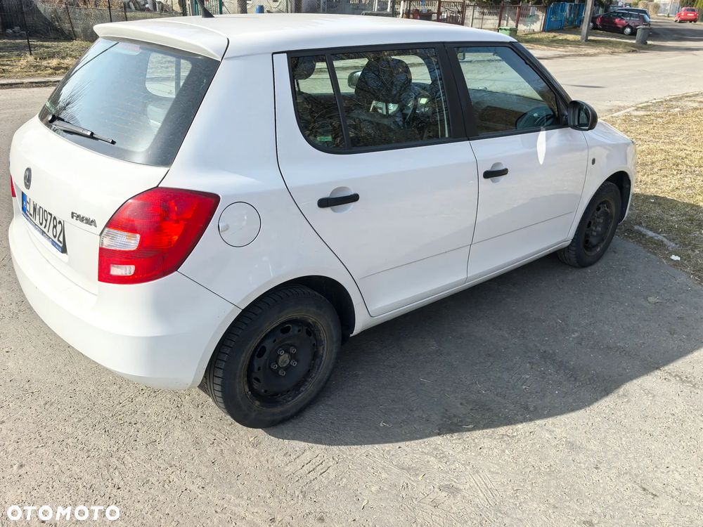 Skoda Fabia - 8