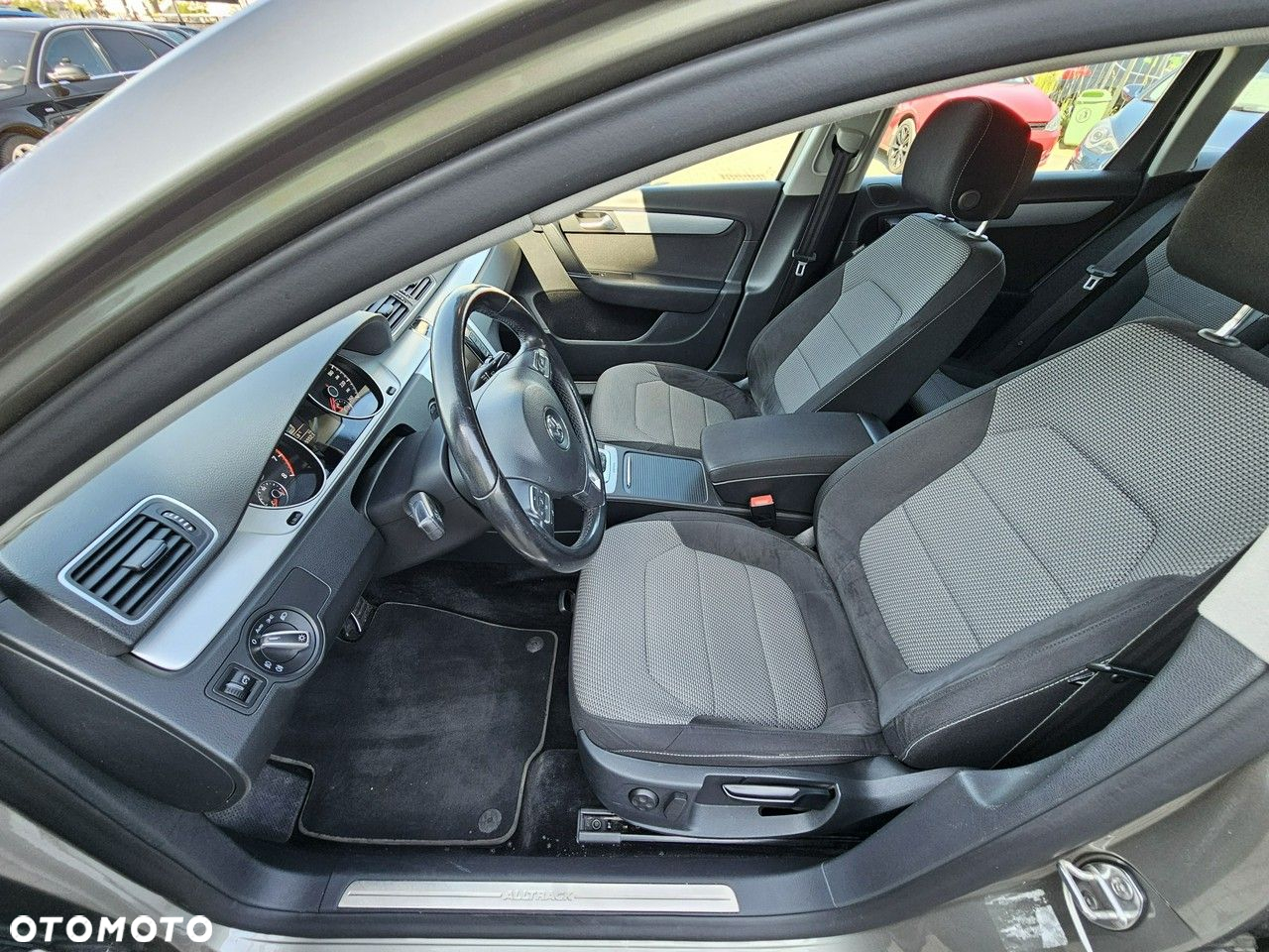 Volkswagen Passat Alltrack - 24