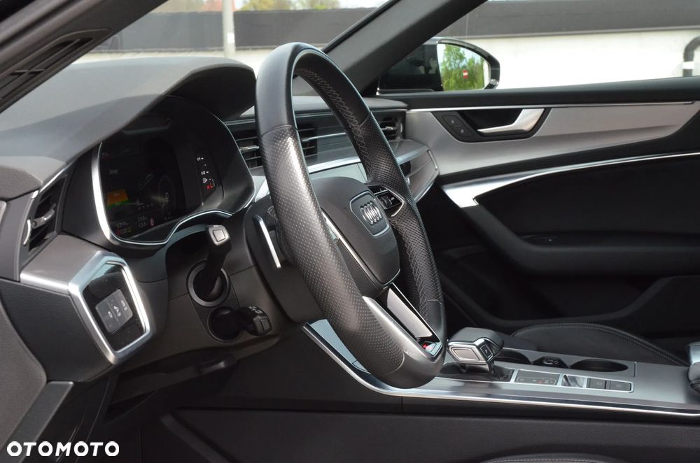Audi A6 Avant 55 TFSI e quattro S tronic S line - 24