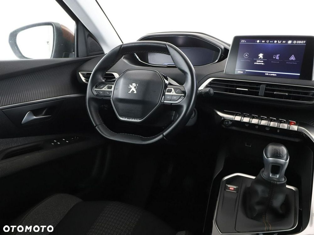 Peugeot 3008 1.2 PureTech Active S&S - 17