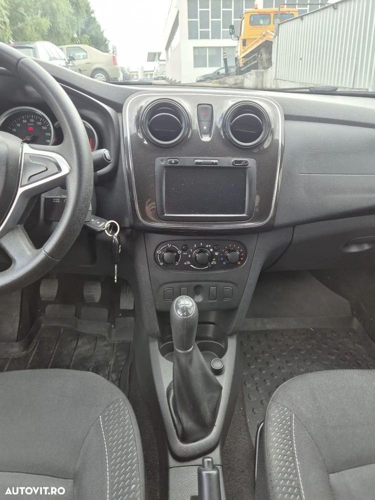 Dacia Logan 0.9 90CP Ambiance - 27