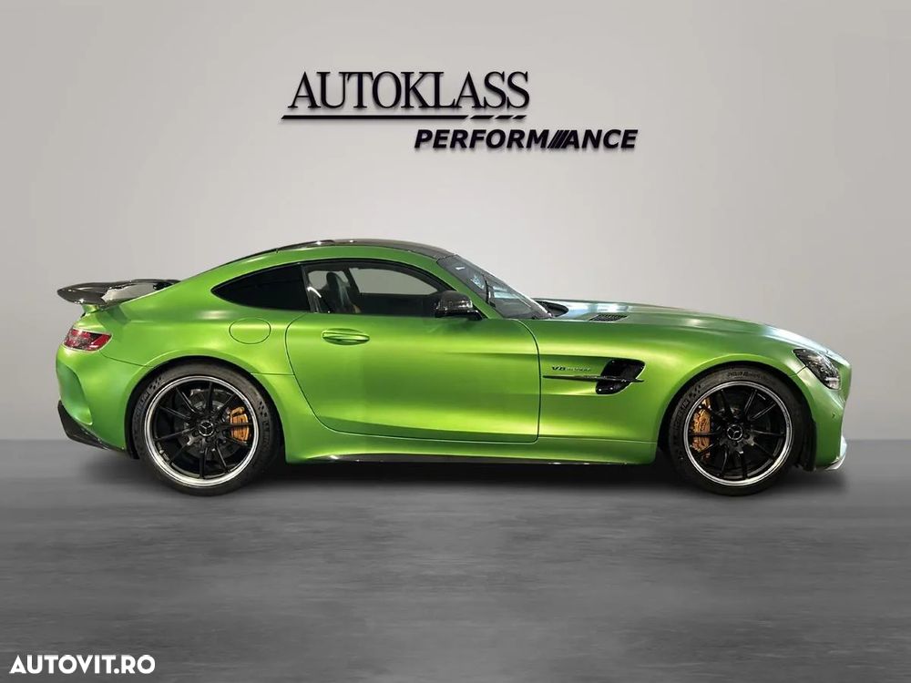 Mercedes-Benz AMG GT R Roadster - 6