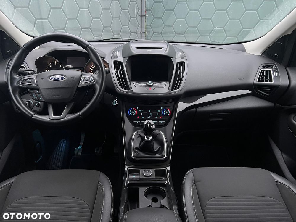 Ford Kuga 2.0 TDCi 4x4 Titanium - 16