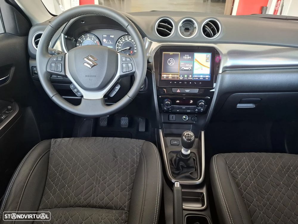 Suzuki Vitara - 11