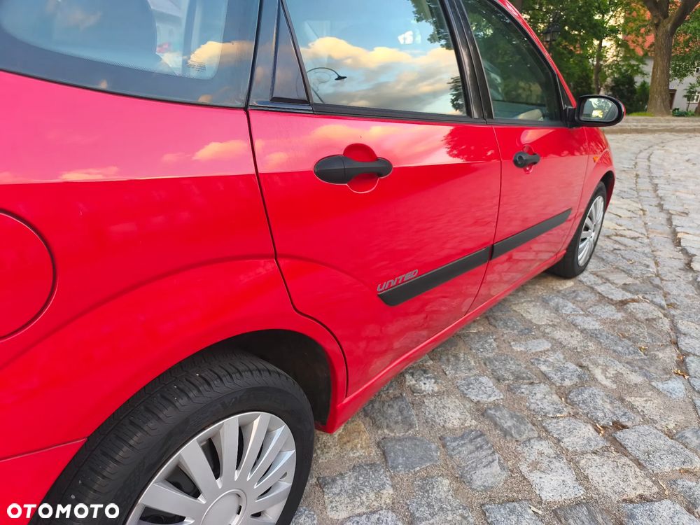 Ford Focus - 13