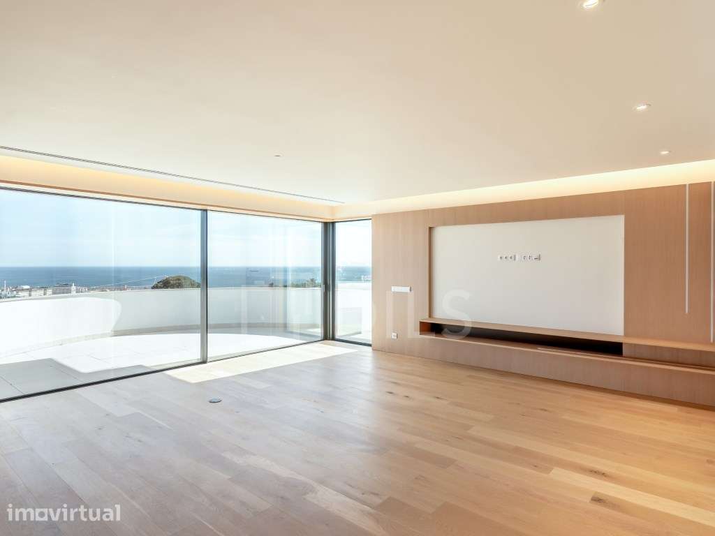 Apartamento T3 com vista mar e terraço no Estoril - Grande imagem: 4/32