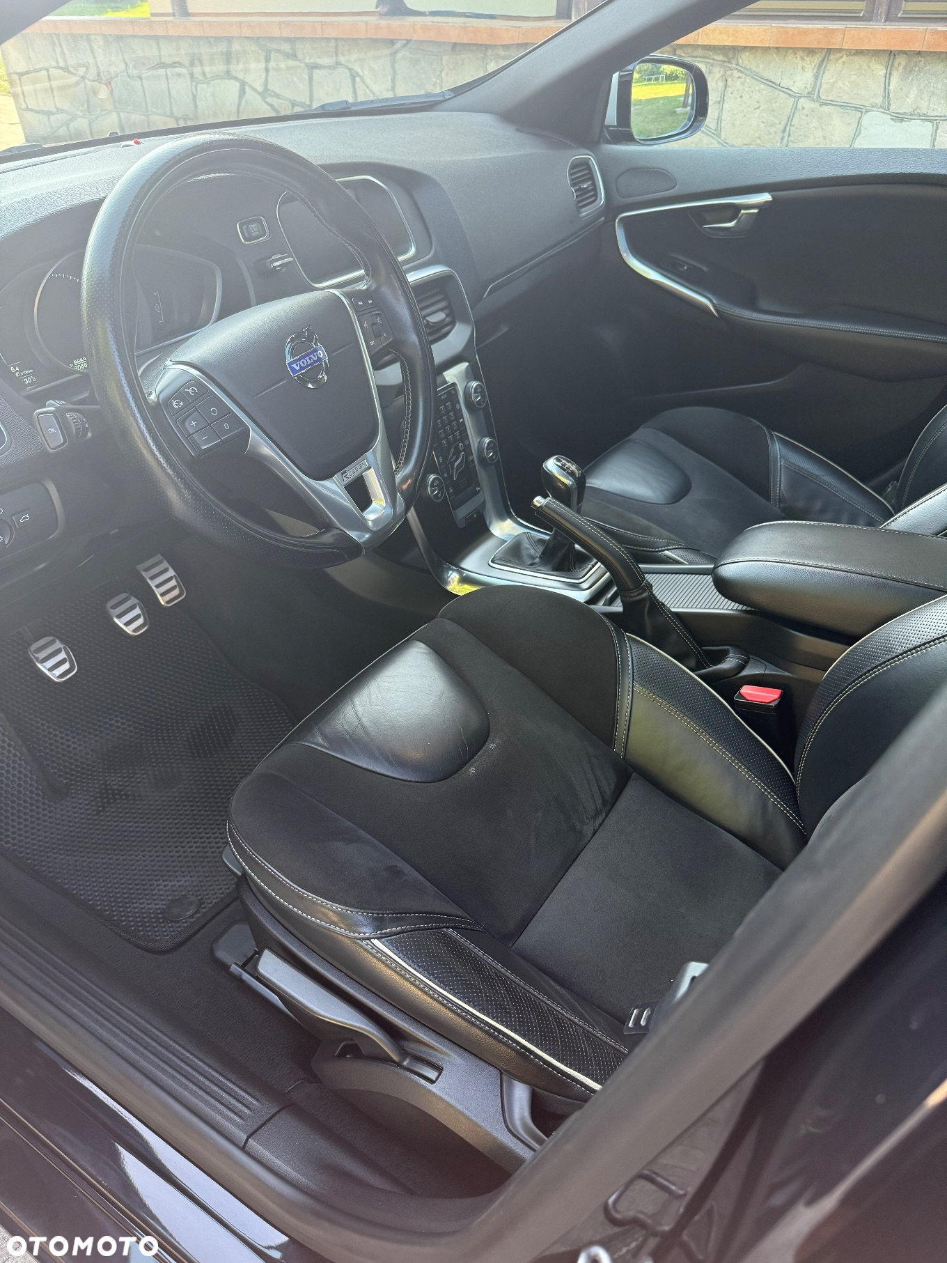 Volvo V40 - 18